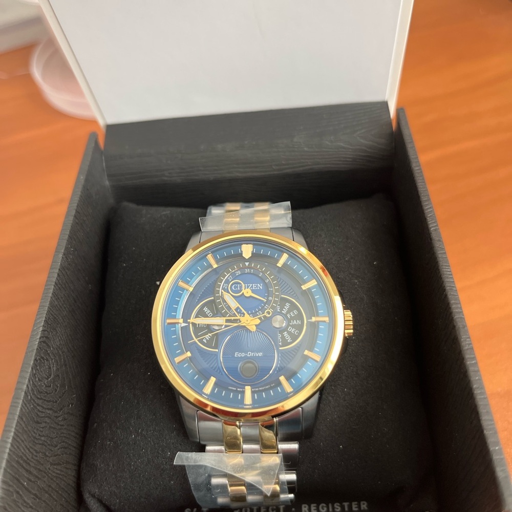 Citizen Eco-Drive Gold and Blue Timepiece